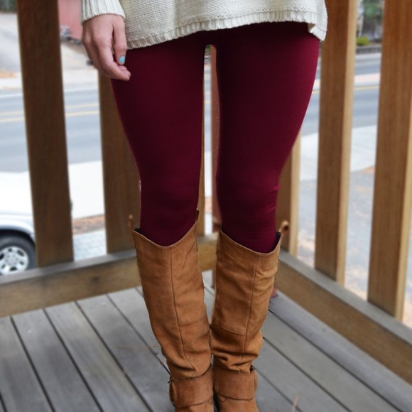 Pants - Fleece Lined Burgundy Seamless Leggings NWOT